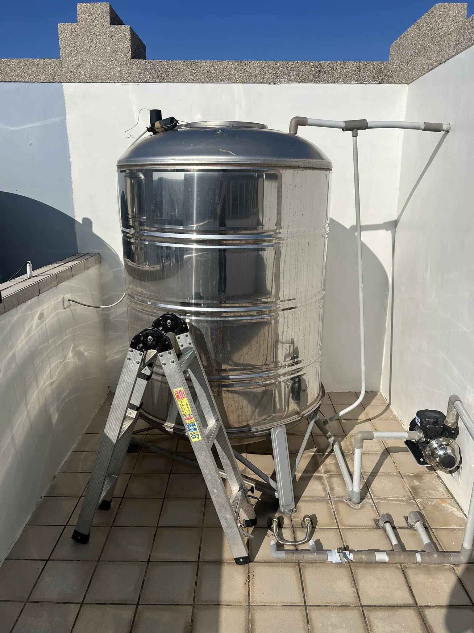 台中沙鹿清洗水塔+洗衣機