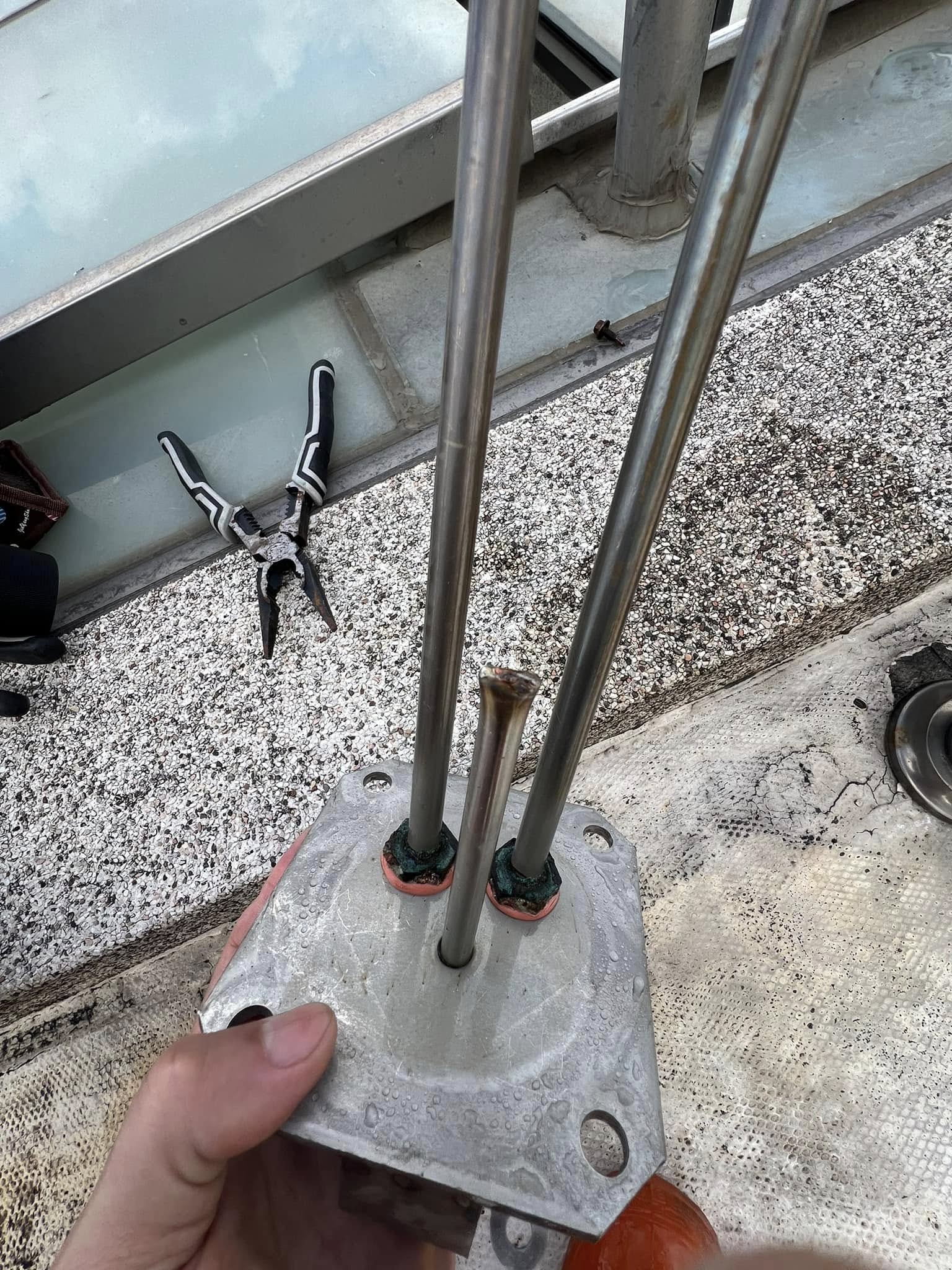 台中清水清洗水塔+洗衣機+太陽能熱水爐+分離式冷氣